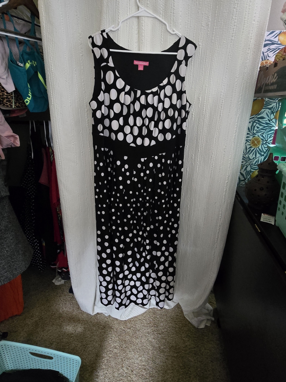 Womens 1X Black and White Polka Dot Sleeveless Maxi Dress